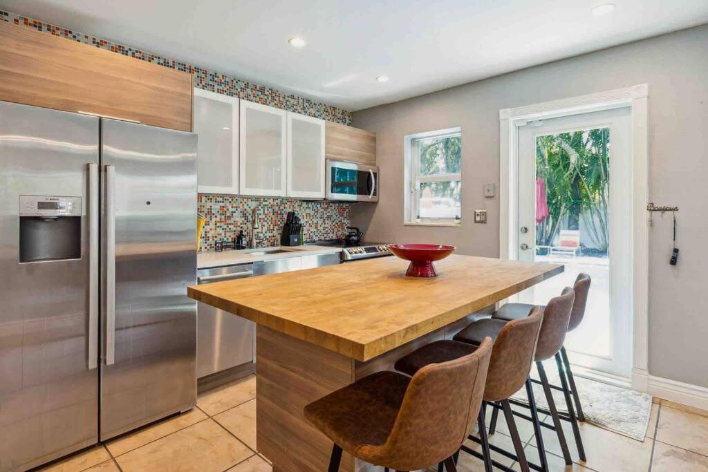Private Oasis With Pool Near Beaches, Dining & Las Olas Fort Lauderdale Esterno foto