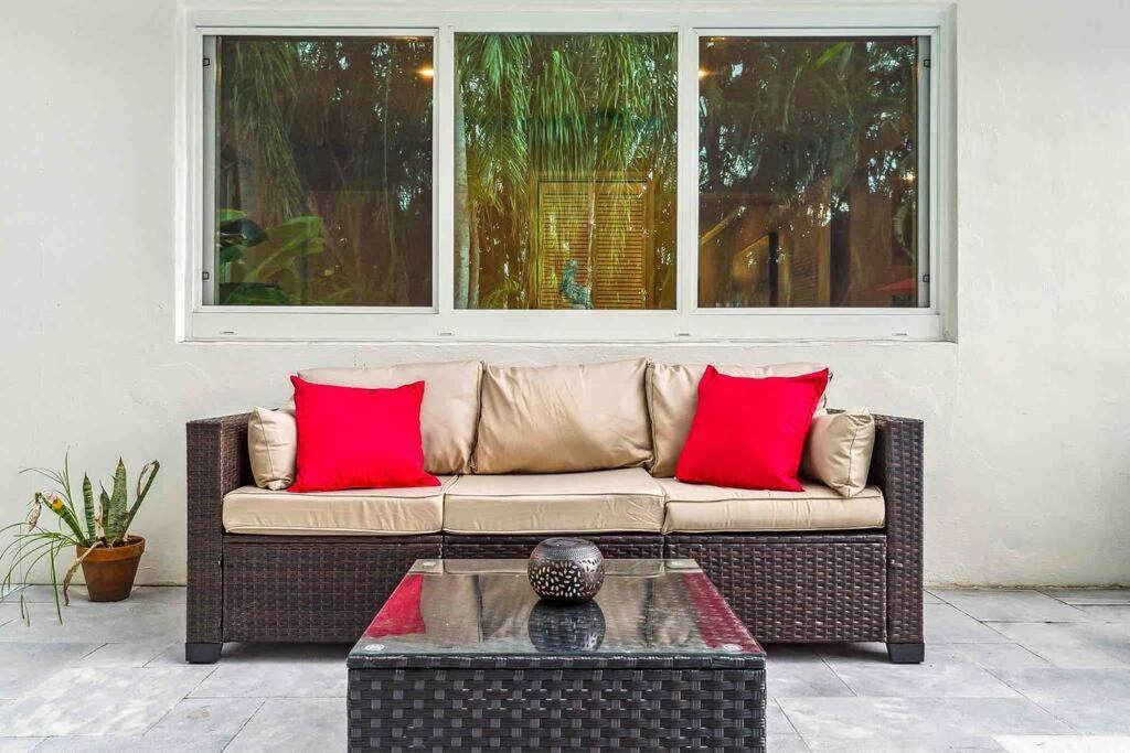 Private Oasis With Pool Near Beaches, Dining & Las Olas Fort Lauderdale Esterno foto